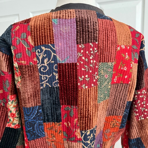 Vintage Sam Hilu’s Patchwork Quilted Jacket Coat Floral Velvet Boho L Large - Picture 5 of 6